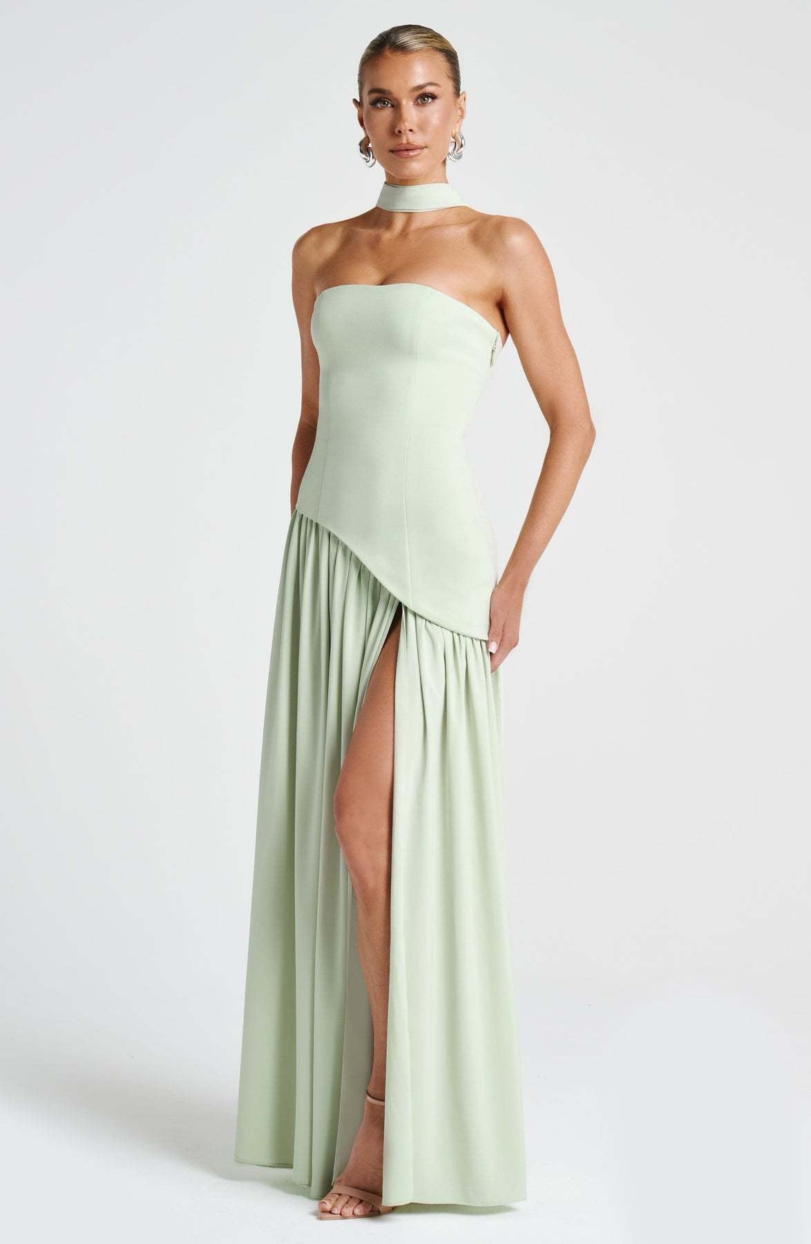 Tiana Velicius Maxi Kleid