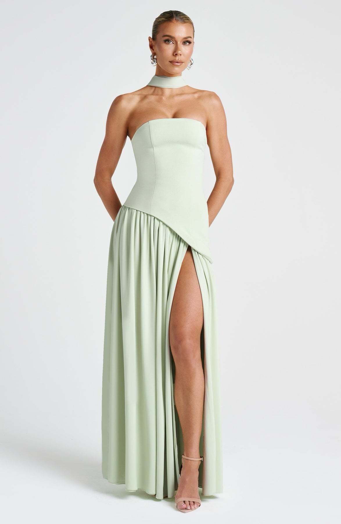 Tiana Velicius Maxi Kleid