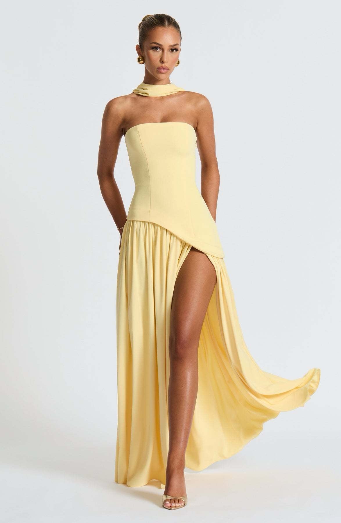 Tiana Velicius Maxi Kleid